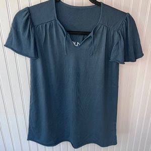 NWT - CHASER BLUE FRILLY TOP - SIZE 6/MED
